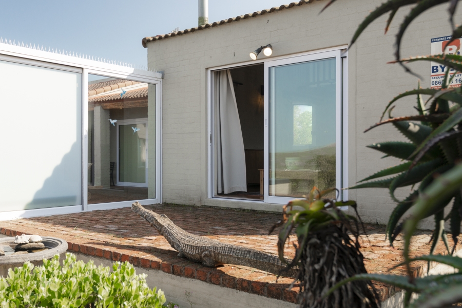 4 Bedroom Property for Sale in Myburgh Park Western Cape
